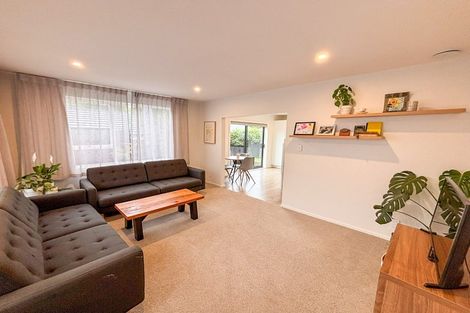 Photo of property in 4/27 Oxley Avenue, St Albans, Christchurch, 8014