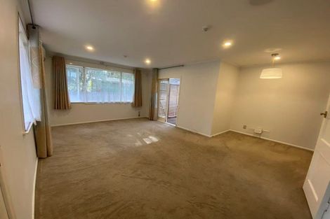 Photo of property in 5 Crockett Lane, Henderson, Auckland, 0610