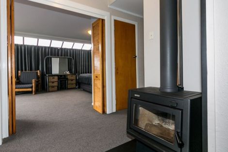 Photo of property in 48 Meeanee Road, Taradale, Napier, 4112