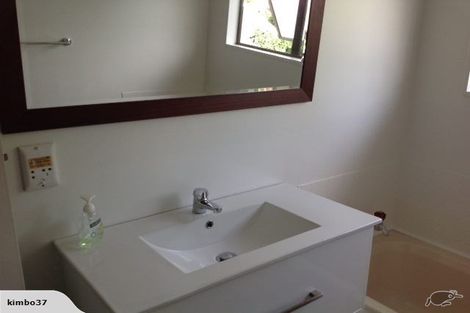 Photo of property in 30 Irwin Place, Kinloch, Taupo, 3377