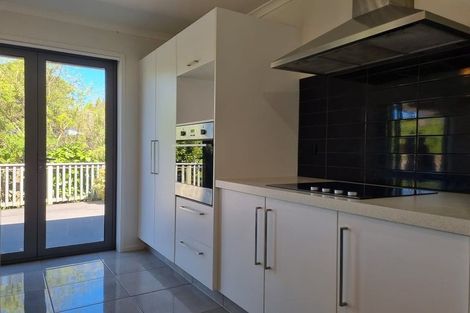 Photo of property in 19 Fernbrook Drive, Hurworth, New Plymouth, 4310