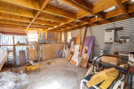 Photo of property in 1 Richardson Street, Woodville, 4920