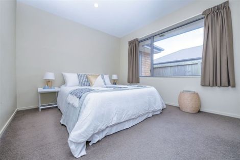 Photo of property in 8a Somerville Crescent, Aidanfield, Christchurch, 8025