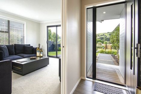 Photo of property in 4 Urumaraki Avenue, Helensville, 0800