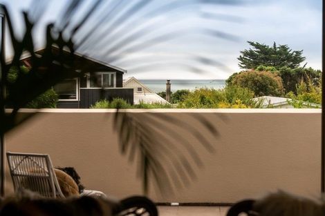 Photo of property in 9 Newry Road, Raumati Beach, Paraparaumu, 5032