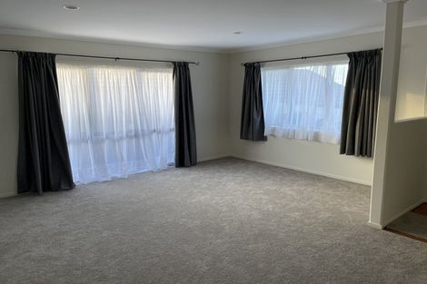 Photo of property in 12 Andrusha Place, Flat Bush, Auckland, 2019
