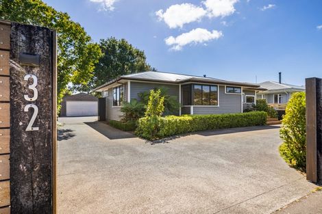 Photo of property in 32 Cridland Street West, Kaiapoi, 7630