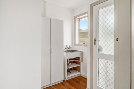 Photo of property in 95 Oakhampton Street, Hornby, Christchurch, 8042