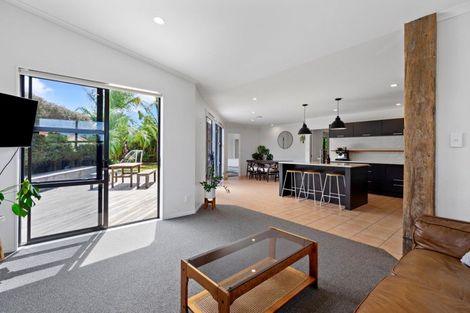 Photo of property in 14 Sarah Place, Papamoa Beach, Papamoa, 3118