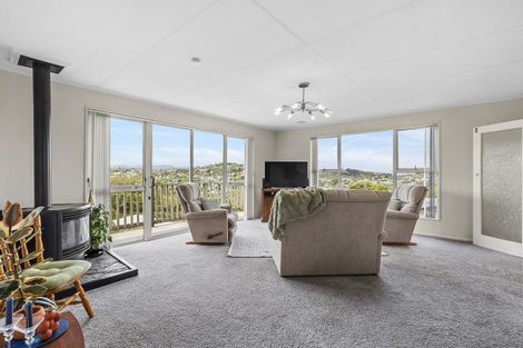 Photo of property in 3 Kimball Place, Johnsonville, Wellington, 6037