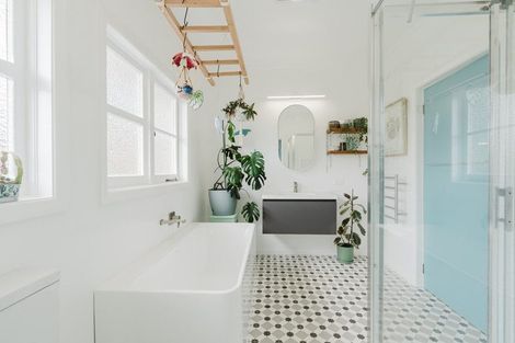 Photo of property in 37 Storey Avenue, Forest Lake, Hamilton, 3200