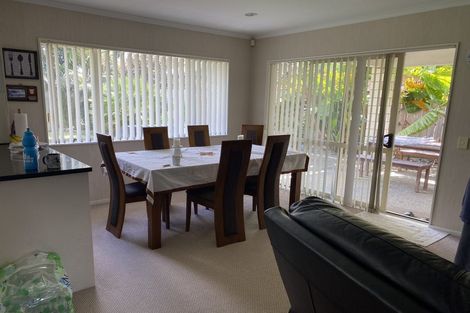Photo of property in 52 Salford Crescent, Flat Bush, Auckland, 2019