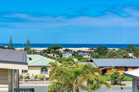 Photo of property in 5 Marram Place, Mangawhai Heads, Mangawhai, 0505