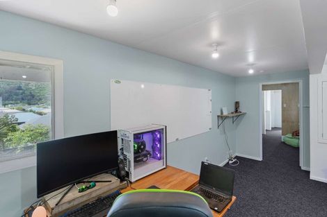 Photo of property in 111 Port Hills Road, Heathcote Valley, Christchurch, 8022