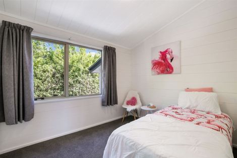 Photo of property in 45 Matuhi Rise, Henderson, Auckland, 0612