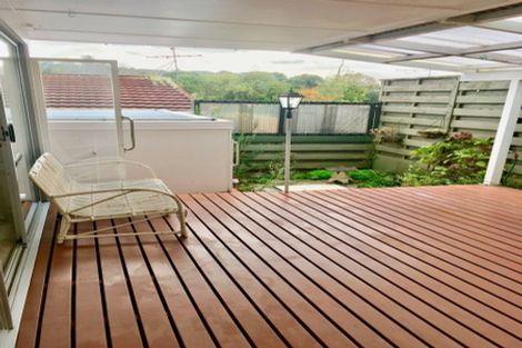 Photo of property in 1/16 Castleton Drive, Howick, Auckland, 2014