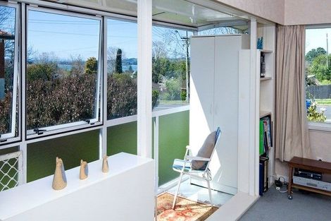 Photo of property in 1/20 Parkhill Road, Mellons Bay, Auckland, 2014