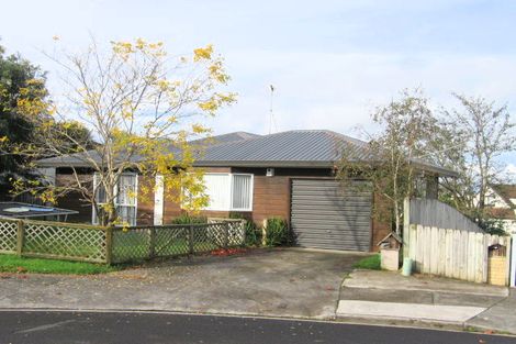 Photo of property in 10 Jay Court, Botany Downs, Auckland, 2010