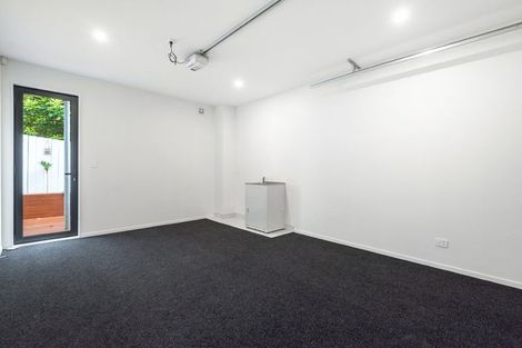 Photo of property in 61a Knights Road, Rothesay Bay, Auckland, 0630