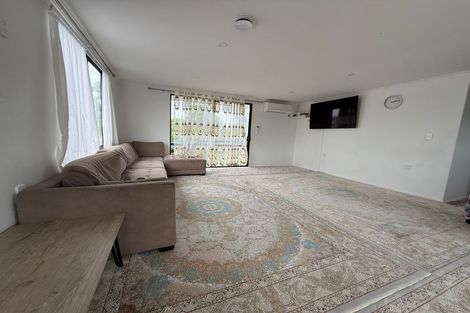 Photo of property in 14 Justamere Place, Weymouth, Auckland, 2103