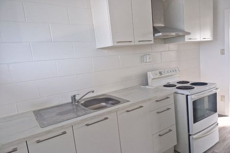 Photo of property in 107 Waltham Road, Sydenham, Christchurch, 8023