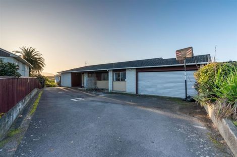 Photo of property in 61a Callender Terrace, Paraparaumu Beach, Paraparaumu, 5032