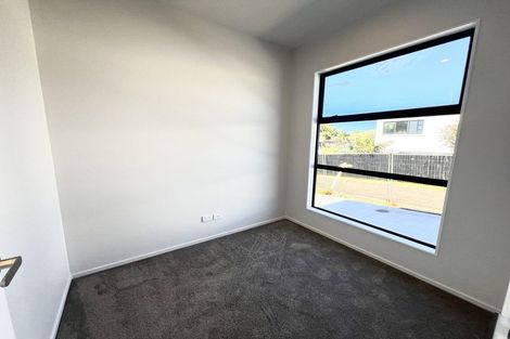 Photo of property in 20b Clovelly Road, Bucklands Beach, Auckland, 2012