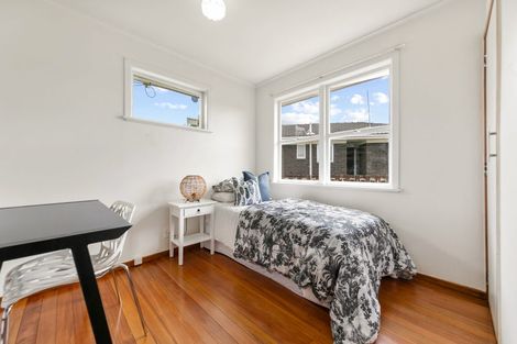 Photo of property in 137 Henderson Valley Road, Henderson, Auckland, 0612