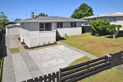 Photo of property in 152 Mahia Road, Wattle Downs, Auckland, 2103