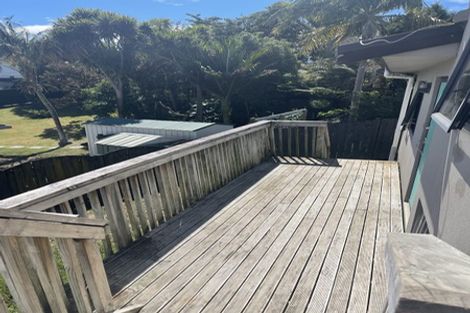 Photo of property in 6a Alma Street, Te Atatu South, Auckland, 0610