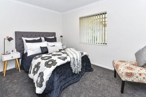 Photo of property in 60a Arimu Road, Papakura, 2110