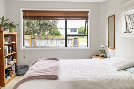 Photo of property in 27 Caius Avenue, Gonville, Whanganui, 4501