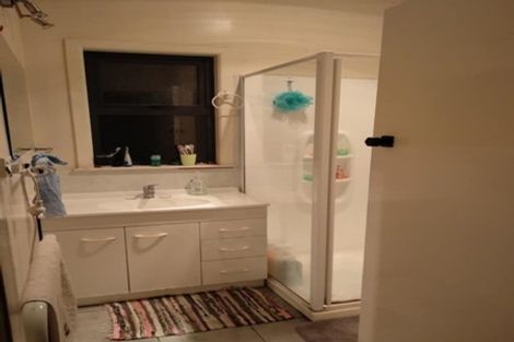 Photo of property in 2/32 Wintere Road, Papatoetoe, Auckland, 2025