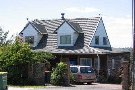 Photo of property in 135 Rangatira Road, Beach Haven, Auckland, 0626