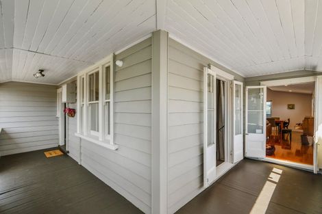 Photo of property in 16 Wolfe Street, Regent, Whangarei, 0112