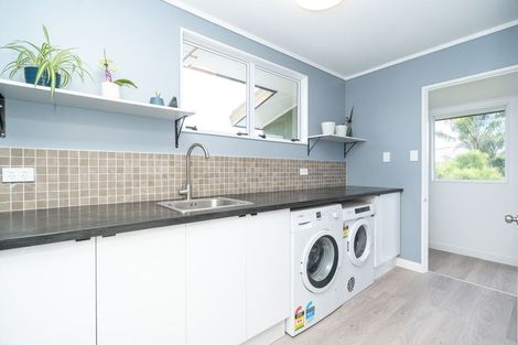 Photo of property in 10 Sheriff Place, Riverlea, Hamilton, 3216