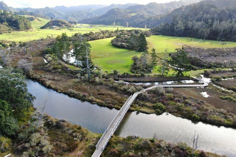 Photo of property in 124 Pepe Road, Tairua, 3508