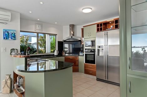 Photo of property in 46 Harbour Drive, Otumoetai, Tauranga, 3110