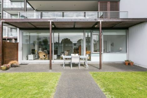 Photo of property in 102b/14 West Quay, Ahuriri, Napier, 4110