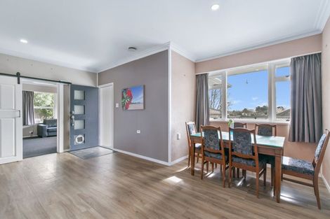 Photo of property in 31 Kawiu Road, Levin, 5510