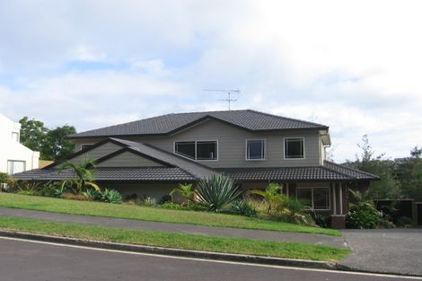 Photo of property in 136 Onetaunga Road, Chatswood, Auckland, 0626