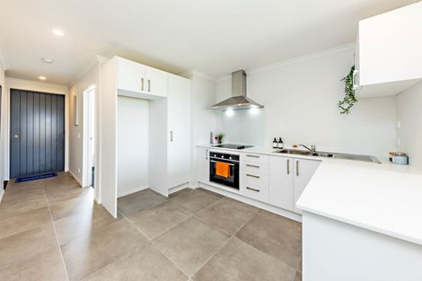 Photo of property in 11 Saddleback Crescent, Papakura, 2110