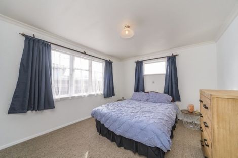 Photo of property in 11 Marriner Street, Highbury, Palmerston North, 4412