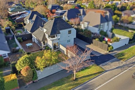 Photo of property in 76a Memorial Avenue, Ilam, Christchurch, 8053