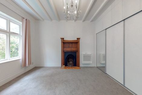 Photo of property in 124 Glenmore Street, Northland, Wellington, 6012