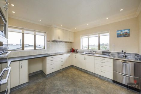 Photo of property in 30 Park View Avenue, Feilding, 4702