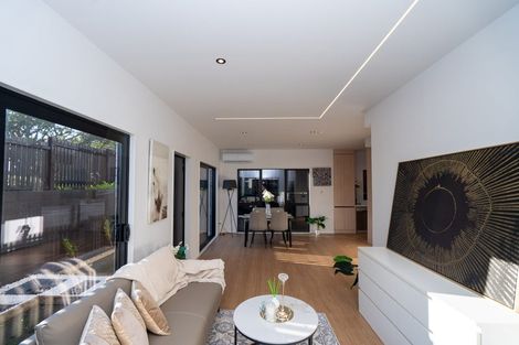 Photo of property in 18b Sunnyhill Crescent, Sunnyhills, Auckland, 2010