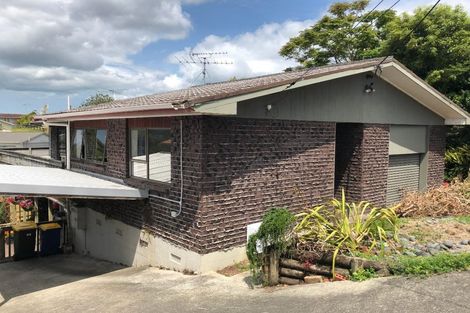 Photo of property in 185 Rangatira Road, Beach Haven, Auckland, 0626