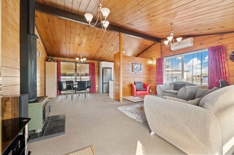 Photo of property in 9 Waipuna Place, Tokoroa, 3420