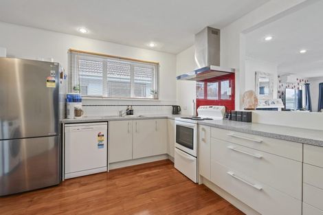 Photo of property in 1/204 Greers Road, Bryndwr, Christchurch, 8053